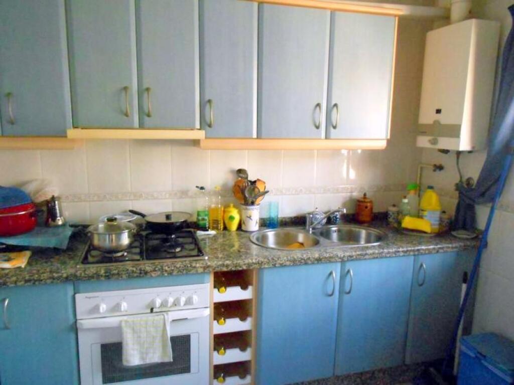 MARAVILLOSA CASA ADOSADA CON ESTUPENDO  PATIO ANDALUZ - foto 6