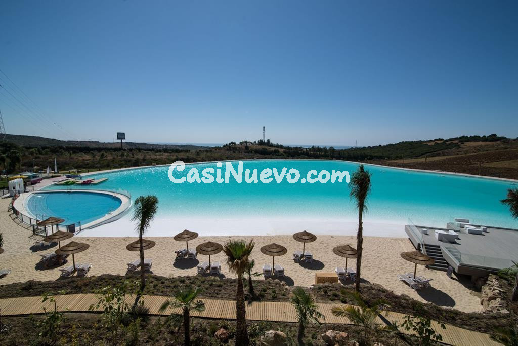 EXTRAORDINARIAS VIVIENDAS DE LUJO JUNTO A PLAYA ARTIFICIAL Y  CAMPO GOLF