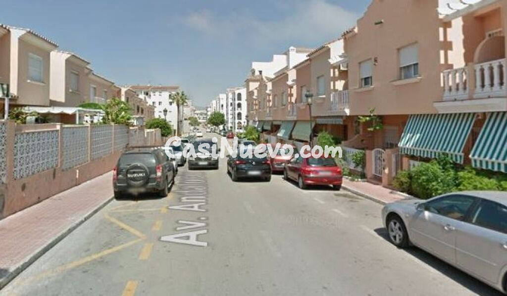 EN VENTA PLAZA DE GARAJE EN EL CENTRO DE SABINILLAS