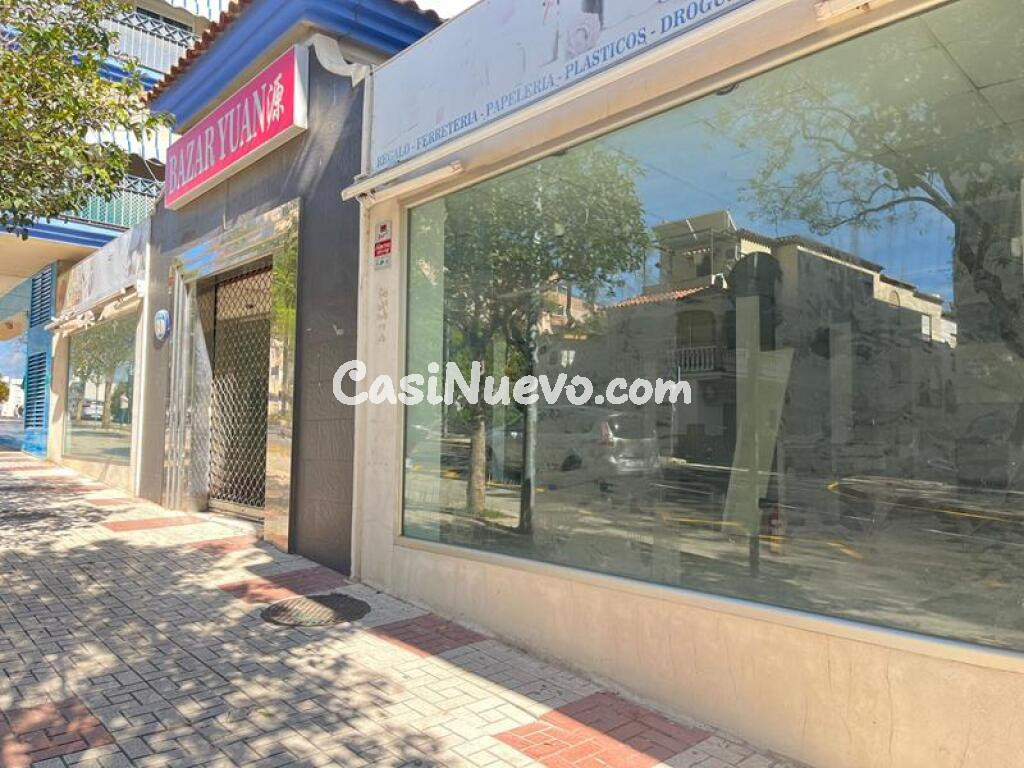 EN VENTA LOCAL COMERCIAL EN PLENO CENTRO DE ESTEPONA.