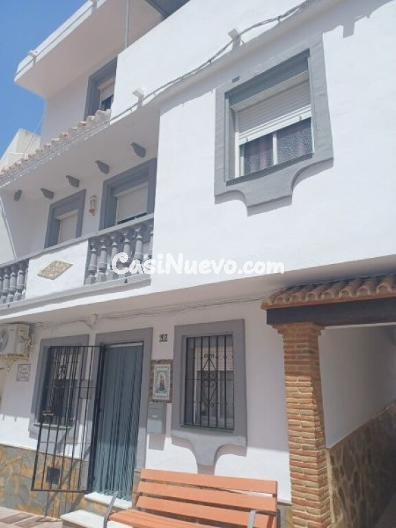EN VENTA ENCANTADORA CASA DE PUEBLO EN EL CORAZÓN DE MANILVA PUEBLO.
