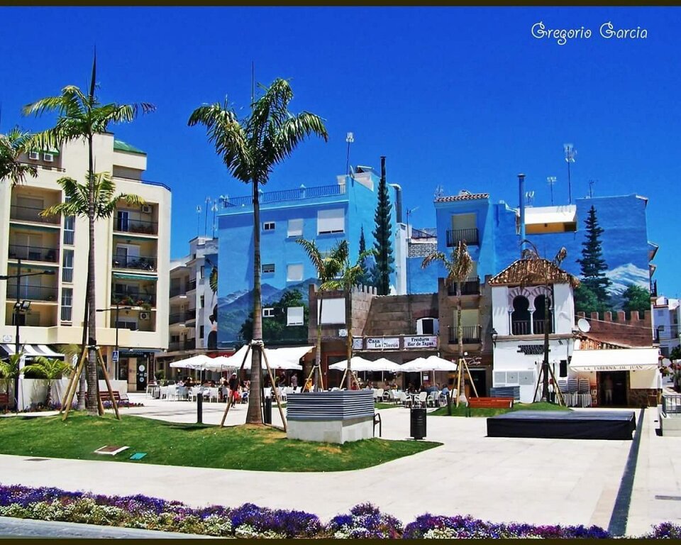 ALQUILER DE LOCAL COMERCIAL CON UNA UBICACIÓN EXCELENTE EN E