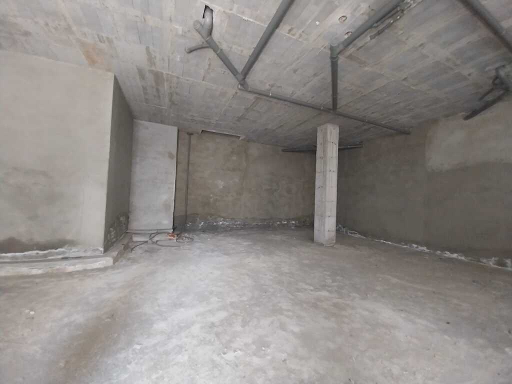 ALQUILER DE LOCAL COMERCIAL CON UNA UBICACIÓN EXCELENTE EN E - foto 2