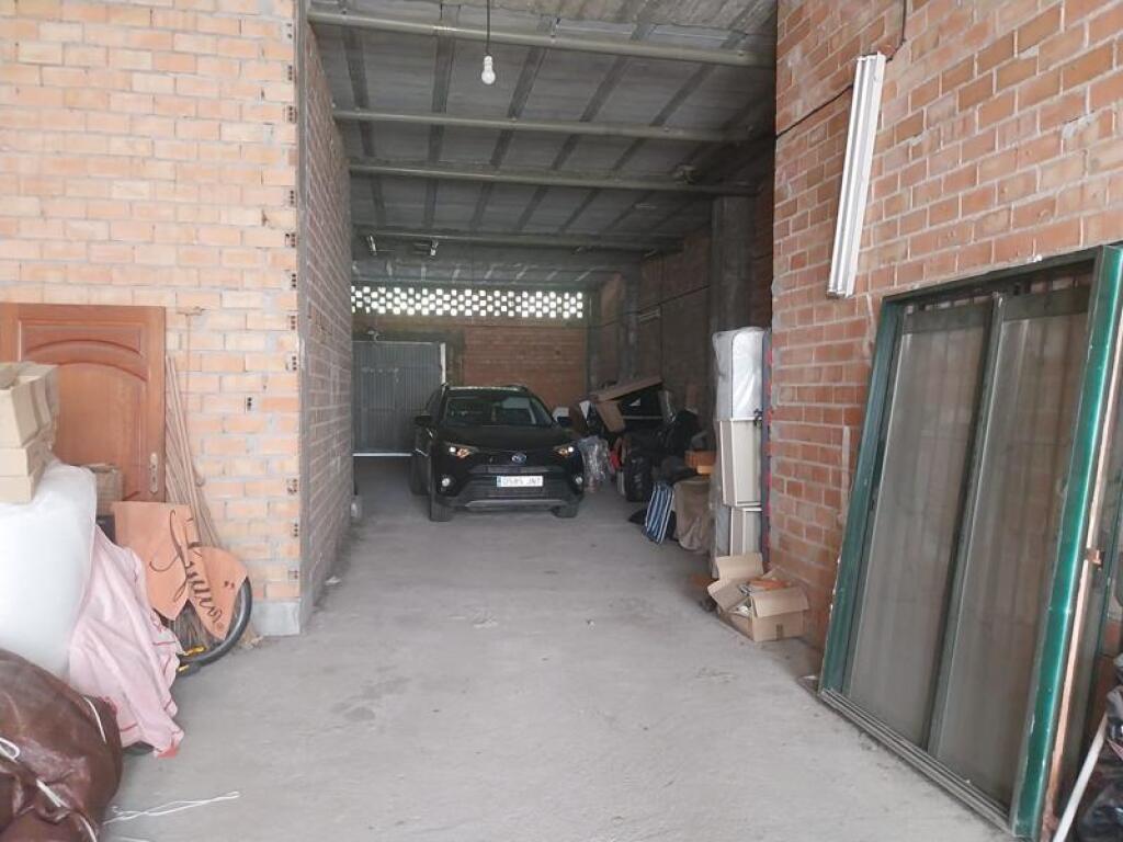 SE VENDE LOCAL COMERCIAL EN BRUTO CON UNA UBICACIÓN EXCELENT - foto 20