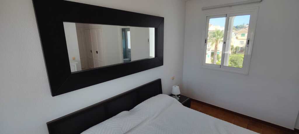 EN VENTA ESPECTACULAR CASA ADOSADA EN MARINA DE CASARES. - foto 17