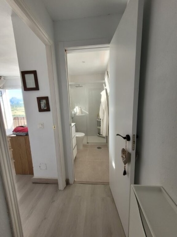 ESPECTACULAR ADOSADO DE 3 DORMITORIOS EN VENTA EN MANILVA PU - foto 27