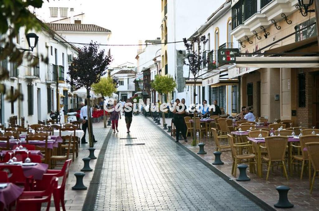 ¡INVERSORES! PARCELA EN LA CALLE MÁS TRANSITADA Y CÉNTRICA DE ESTEPONA