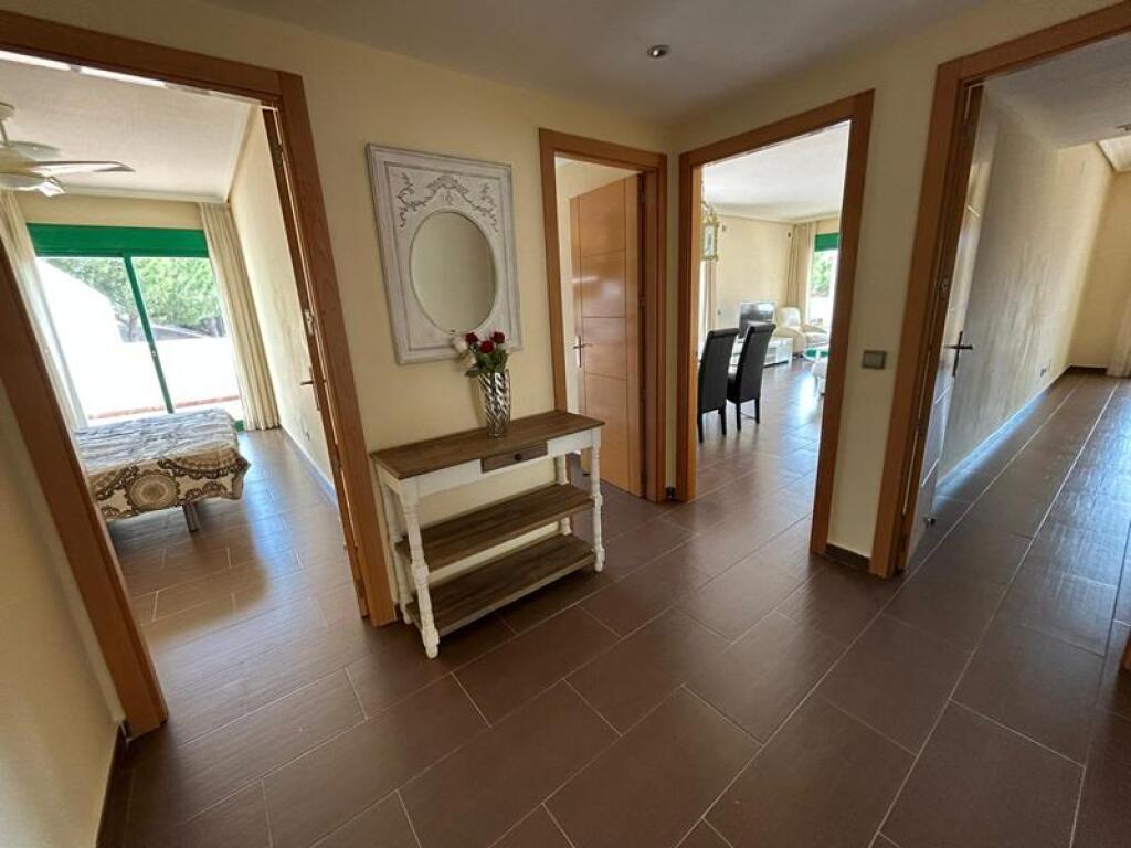 SE VENDE  PRECIOSO PISO  ENTRE ESTEPONA Y MARBELLA EN UN ENT - foto 22