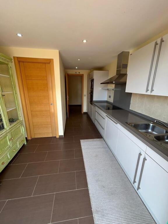 SE VENDE  PRECIOSO PISO  ENTRE ESTEPONA Y MARBELLA EN UN ENT - foto 23