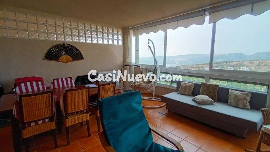 BONITO PISO CON GRAN TERRAZA, GARAJE Y TRASTERO, ¡NO LE FALTA DETALLE!