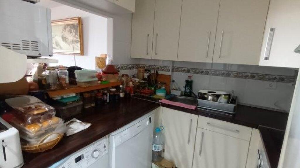 BONITO PISO CON GRAN TERRAZA, GARAJE Y TRASTERO, ¡NO LE FALT - foto 16