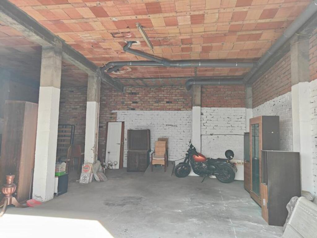 LOCAL EN VENTA EN EL CORAZÓN DE ESTEPONA . ¡GRAN OPORTUNIDAD DE INVERSIÓN!