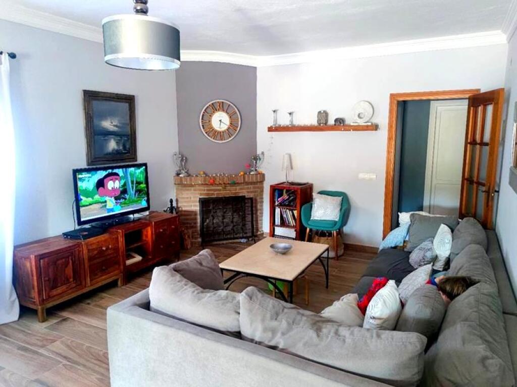 ESPECTACULAR CASA DE CAMPO CON 6 habitaciones Y PISCINA PRIV - foto 3