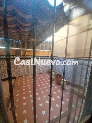 CASA ADOSADA CON UN EMPLAZAMIENTO ÚNICO EN CENTRO ESTEPONA