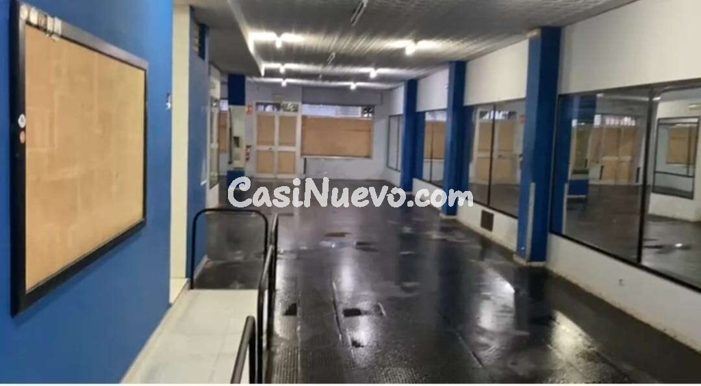 PRECIOSO LOCAL DE MAS DE 200M2, EN PLENO CENTRO DE ESTEPONA.