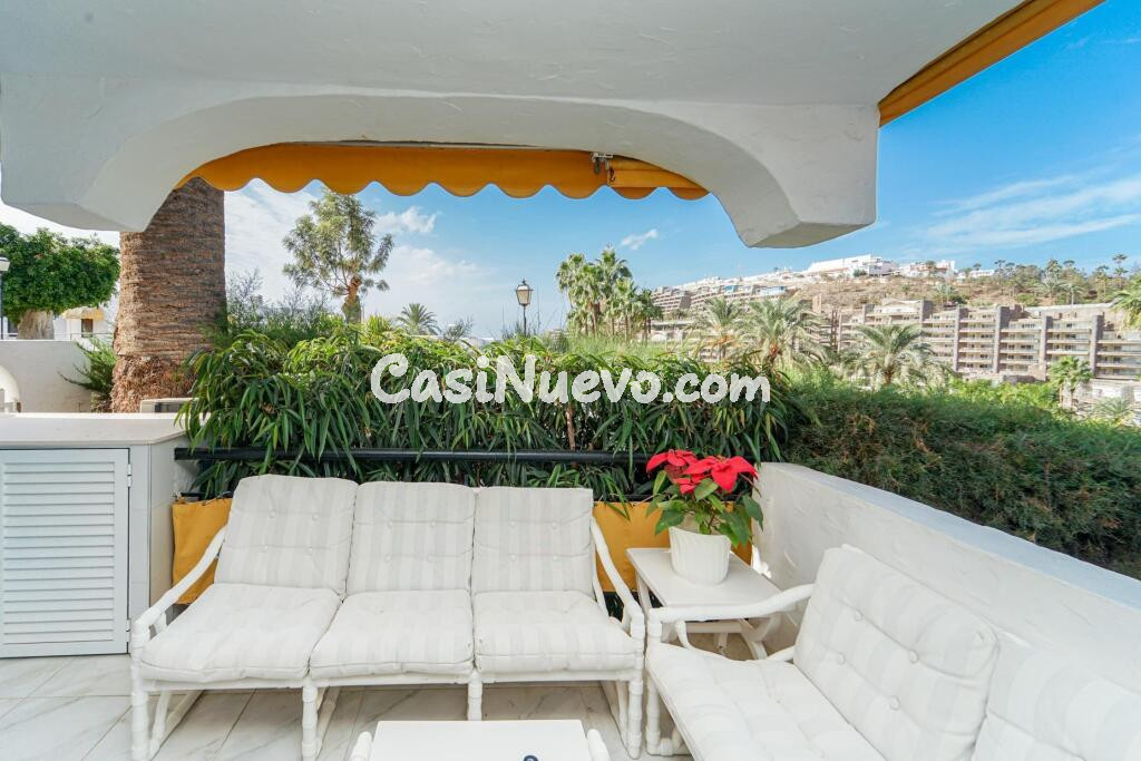 Apartamento exclusivo en el popular complejo Aquamarina: en primera línea de playa.