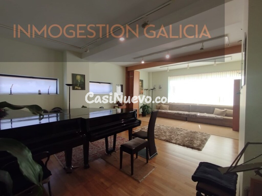 Local comercial en Venta en Santiago De Compostela La Coruña
