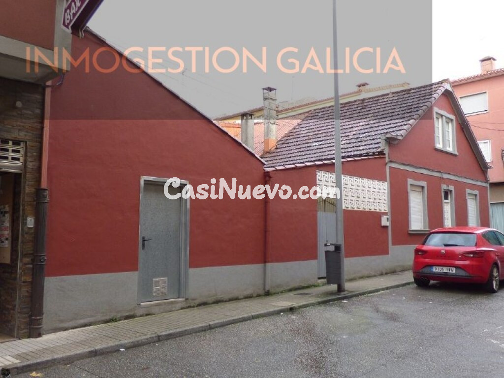 Casa-Chalet en Venta en Ordes La Coruña