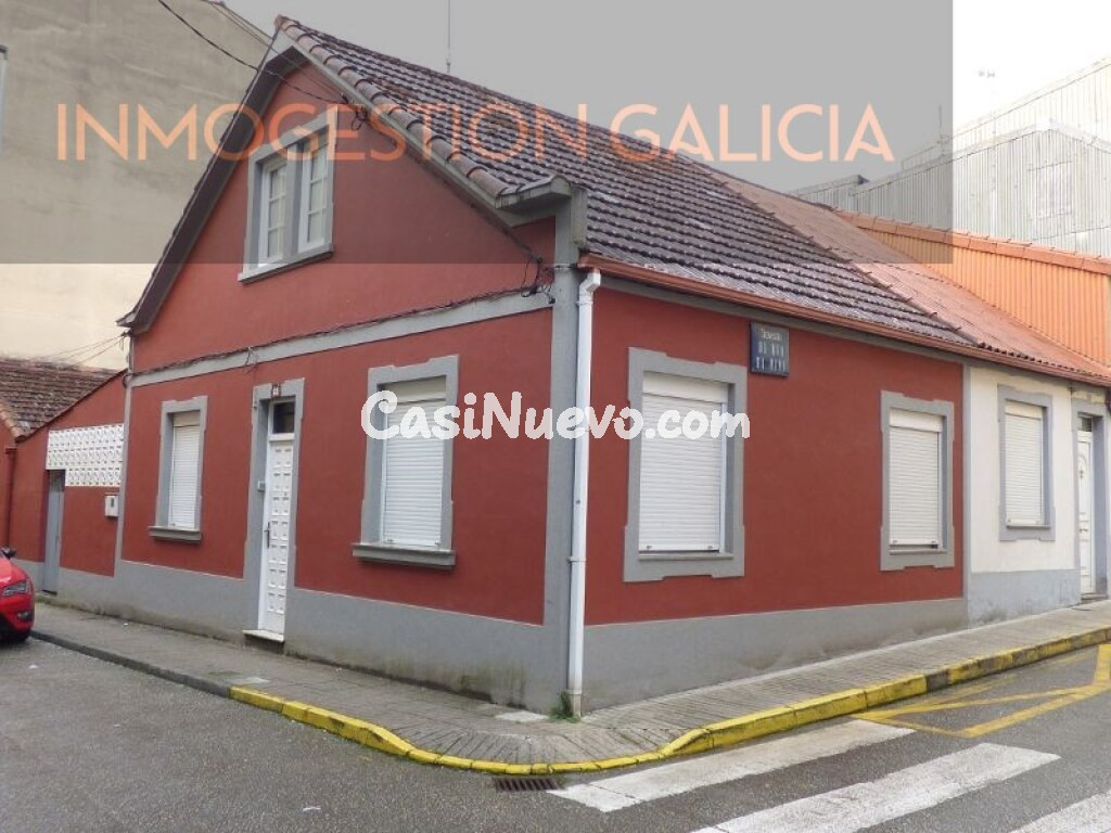Casa-Chalet en Venta en Ordes La Coruña