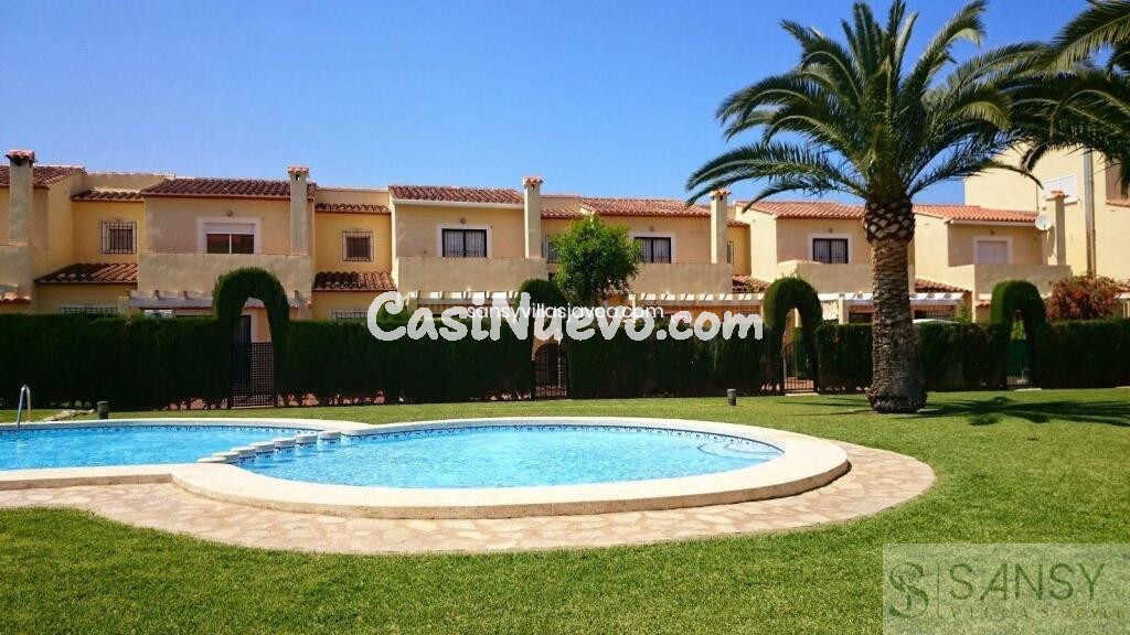 Casa-Chalet en Alquiler en Denia Alicante