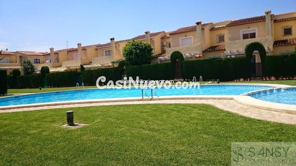 Casa-Chalet en Alquiler en Denia Alicante