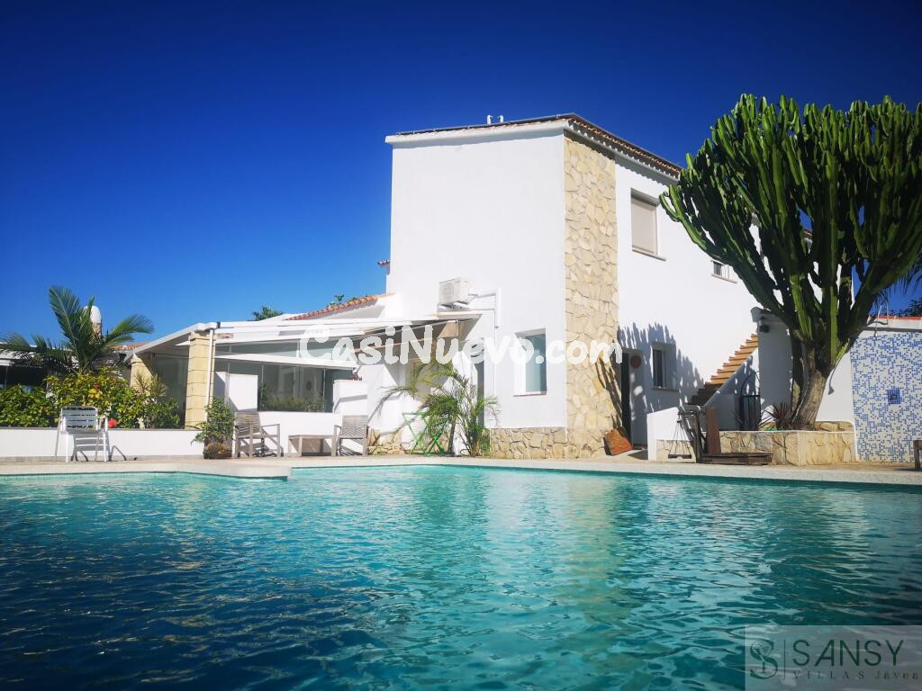 Casa-Chalet en Venta en Denia Alicante