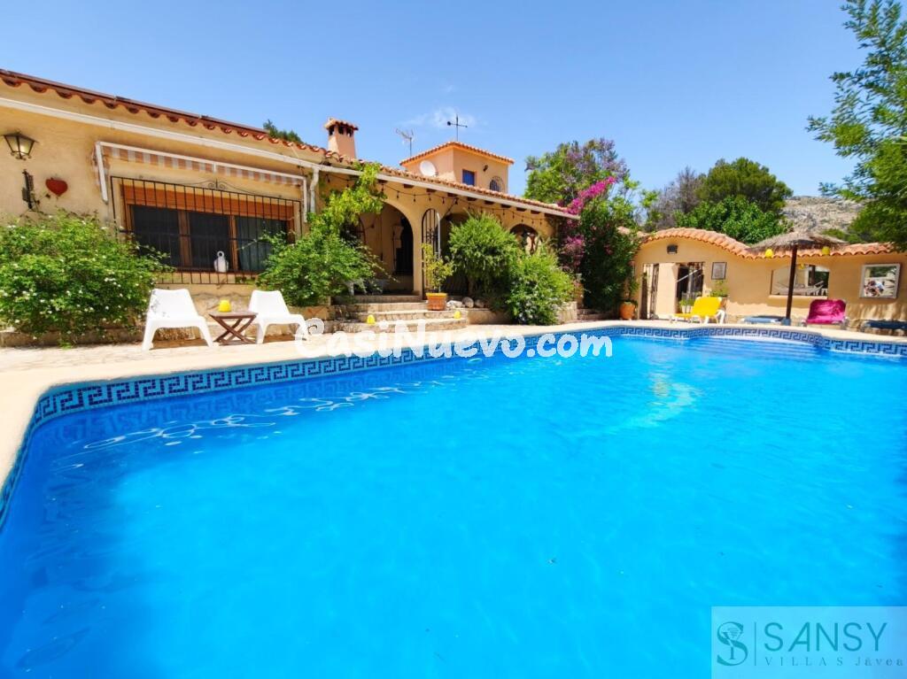 Piso en Venta en Castell De Castells Alicante