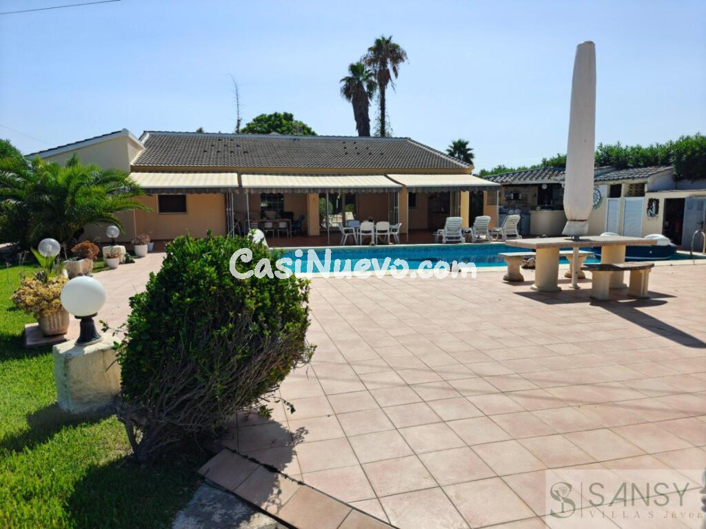 Casa-Chalet en Venta en Denia Alicante