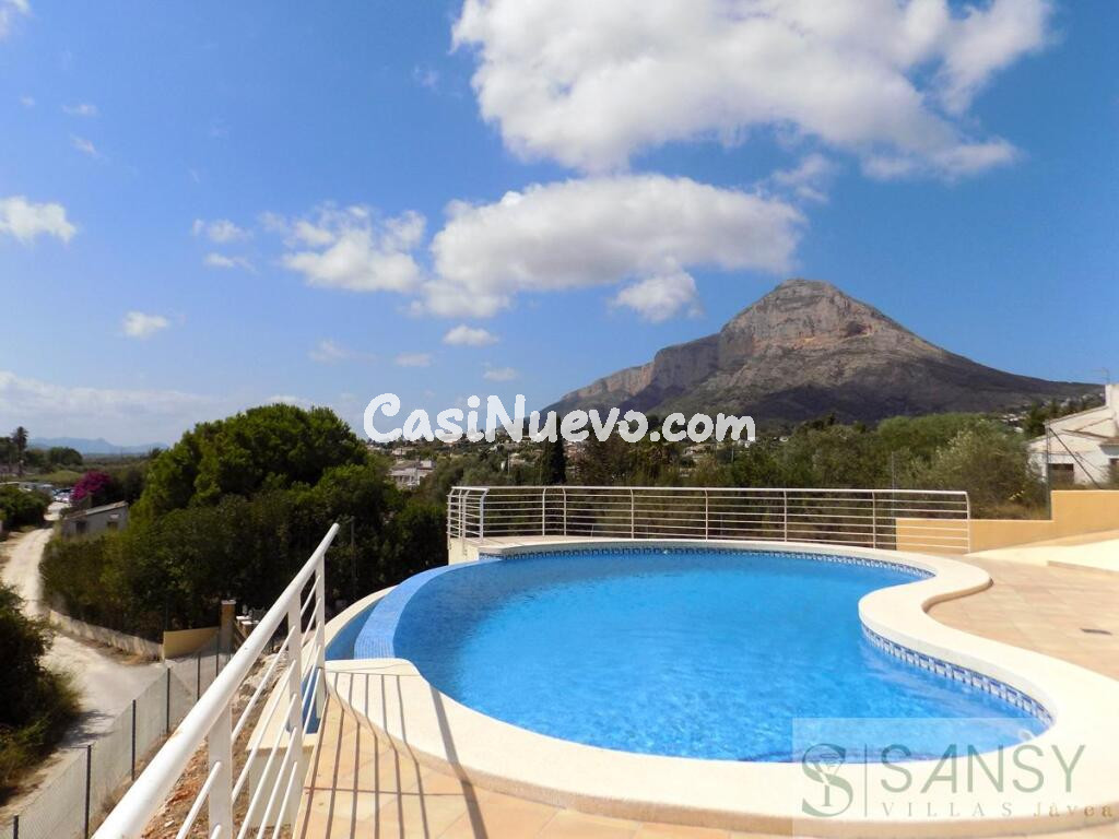 Casa-Chalet en Venta en Alicante Alicante