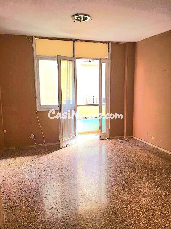 PISO EN VENTA EN ARENALES - LAS PALMAS
