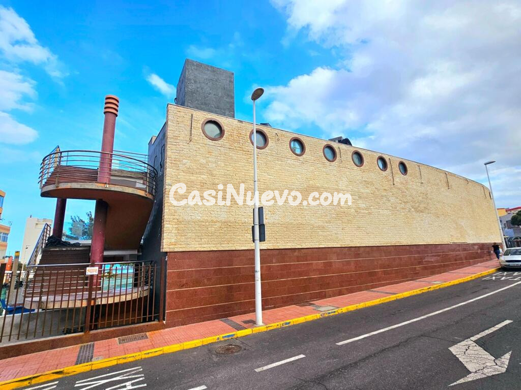 SE ALQUILA LOCAL COMERCIAL EN C.C. EN LA MISMA PLAYA DE LA GARITA, TELDE, ISLAS CANARIAS, ESPAÑA