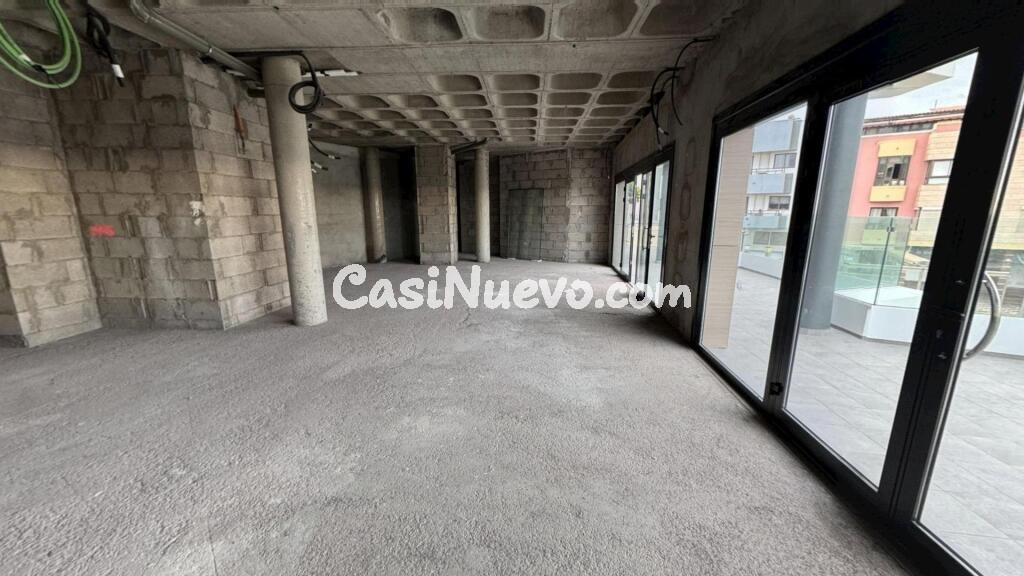 SE ALQUILA LOCAL COMERCIAL EN C.C. EN LA MISMA PLAYA DE LA GARITA, TELDE, ISLAS CANARIAS, ESPAÑA