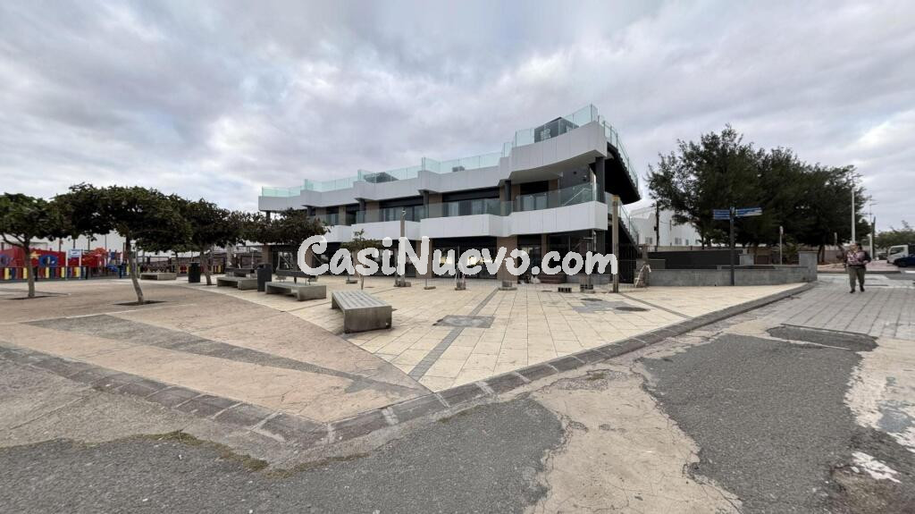 SE ALQUILA LOCAL COMERCIAL EN C.C. EN LA MISMA PLAYA DE LA GARITA, TELDE, ISLAS CANARIAS, ESPAÑA