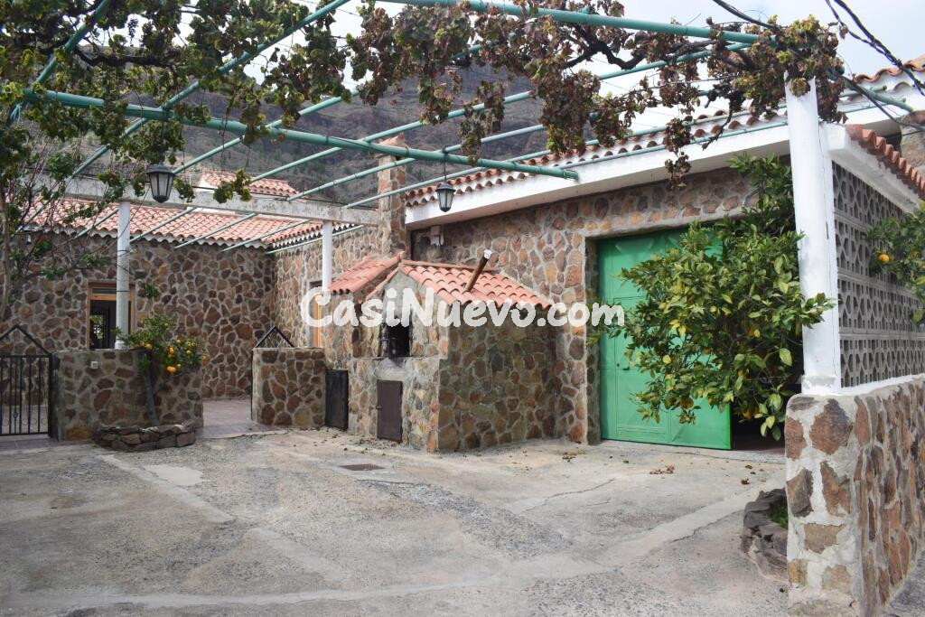 DOS CASAS IDEALES EN FATAGA, ISLAS CANARIAS, ESPAÑA