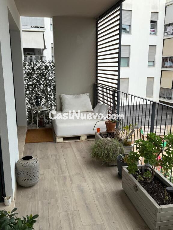 Venta de apartamento en Ibiza, de 92m2 con 3 dormitorios y 2 baños con plaza de garaje y trastero