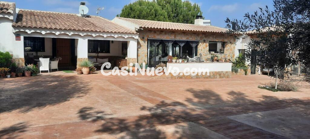 Espléndida finca con vivienda en Ricote