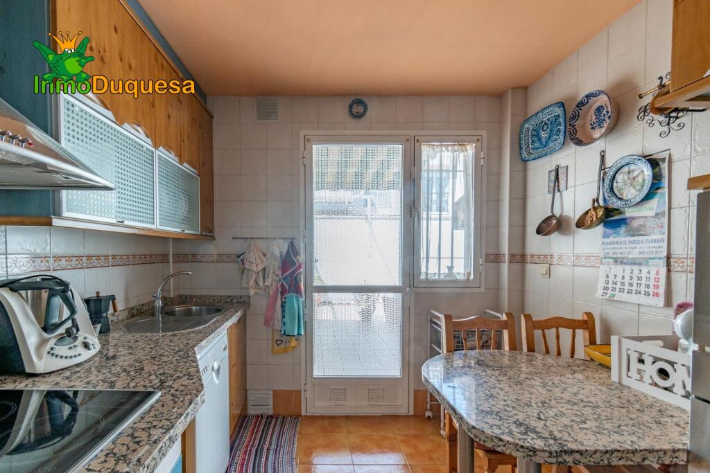 Casa adosada en la entrada de Ogijares (Junto al PTS) - foto 15