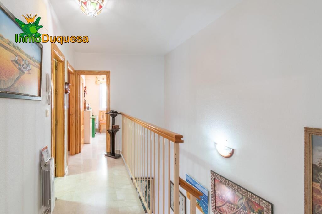 Casa adosada en la entrada de Ogijares (Junto al PTS) - foto 24