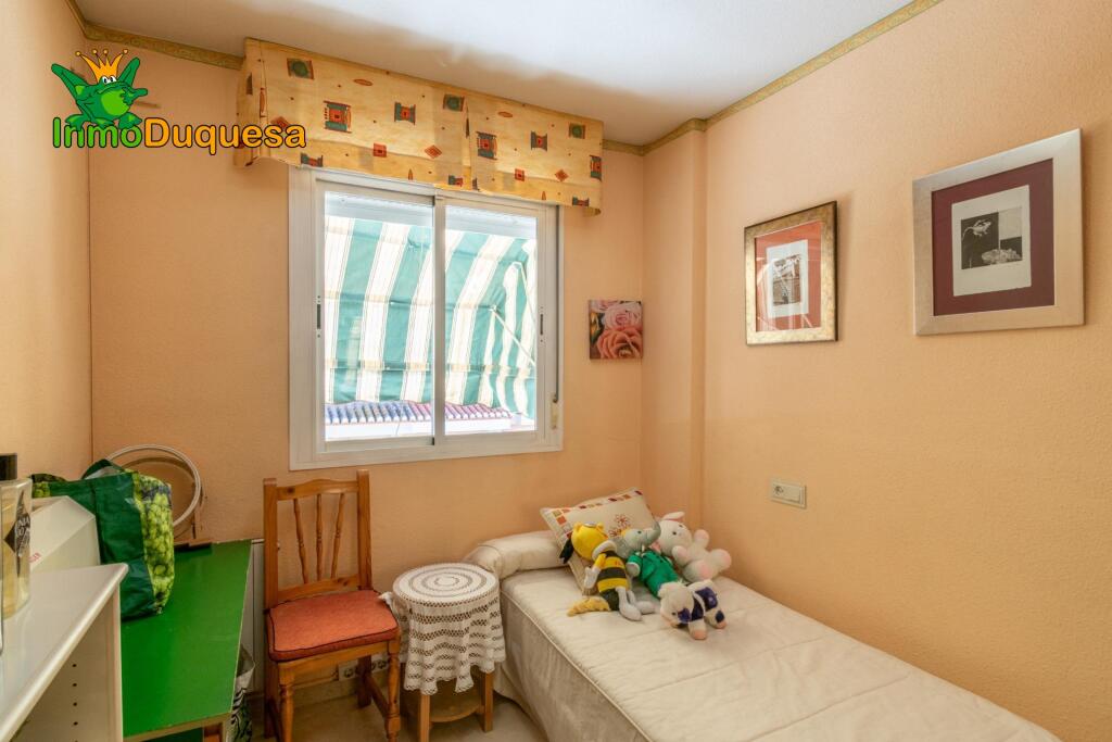 Casa adosada en la entrada de Ogijares (Junto al PTS) - foto 31