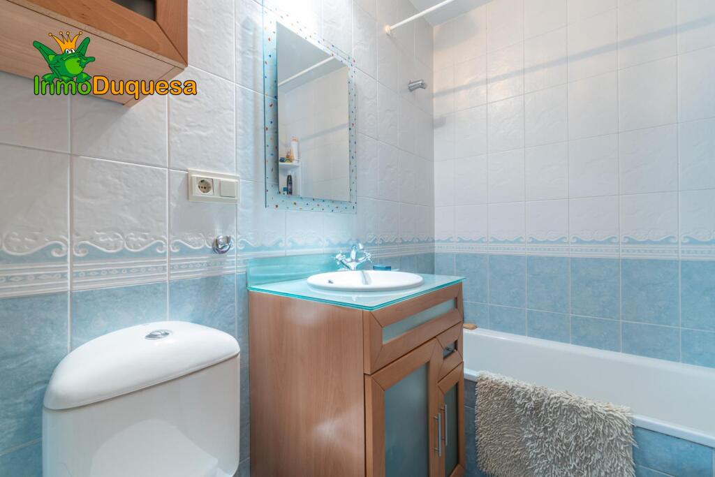 Casa adosada en la entrada de Ogijares (Junto al PTS) - foto 35