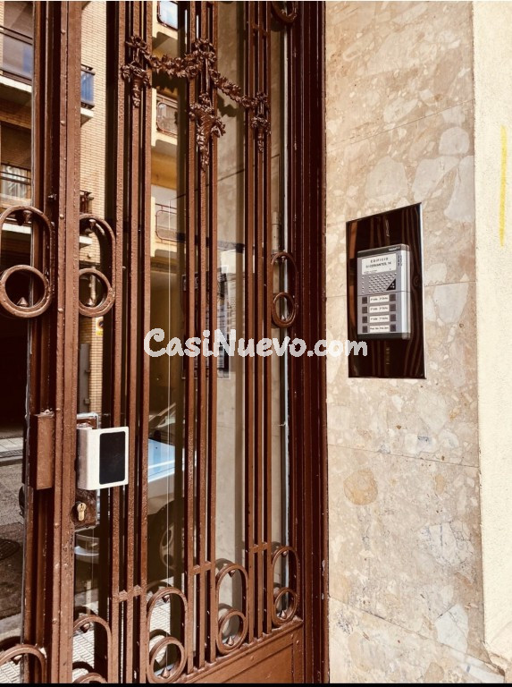 Local comercial en Venta en Zaragoza Zaragoza