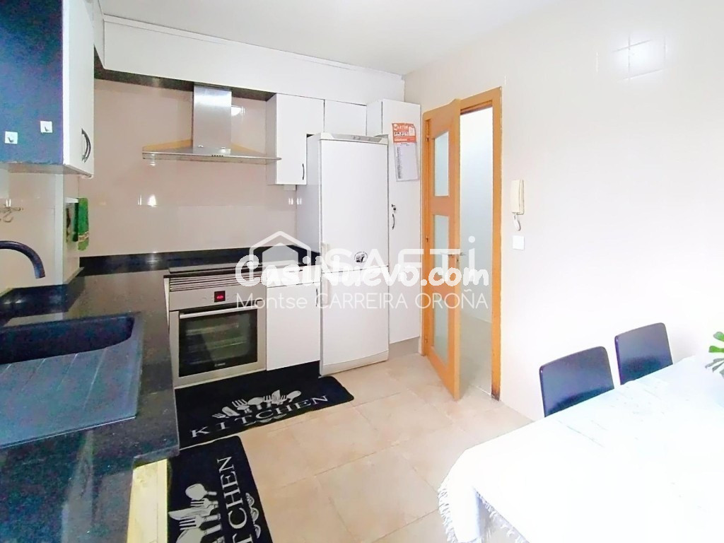 Espacio, luz y rentabilidad en pleno centro de Milladoiro