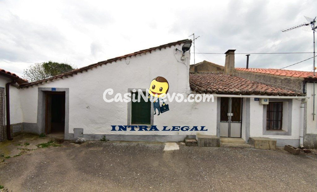 Casa en Carrascal con huerto, Pozo Y cuadra