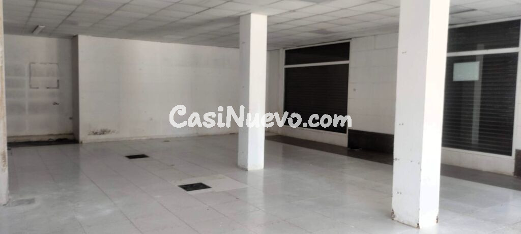 Local comercial en Alquiler en Canovelles Barcelona