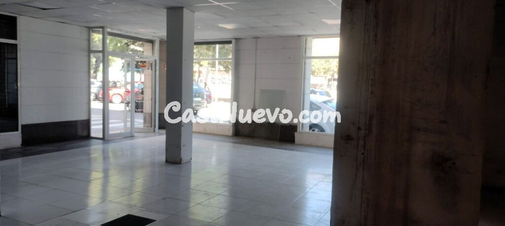 Local comercial en Alquiler en Canovelles Barcelona