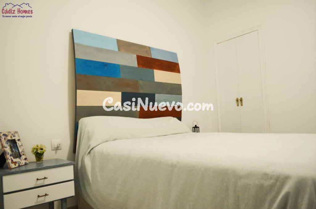 APARTAMENTO CON LICENCIA TURISTICA EN VIGOR.-ZONA CENTRO HISTÓRICO