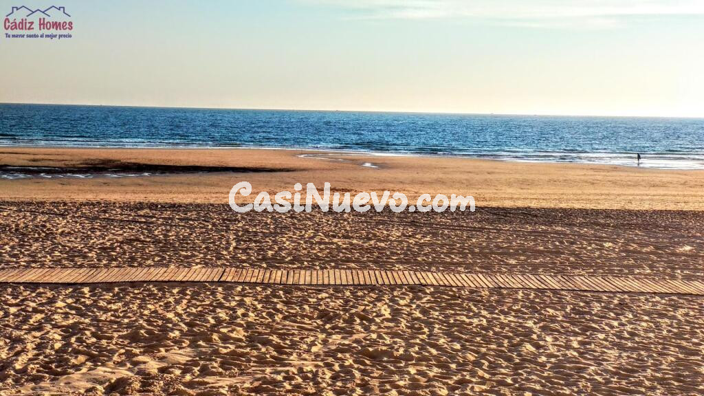 VIVIENDA FRONTAL AL MAR CON GARAJE