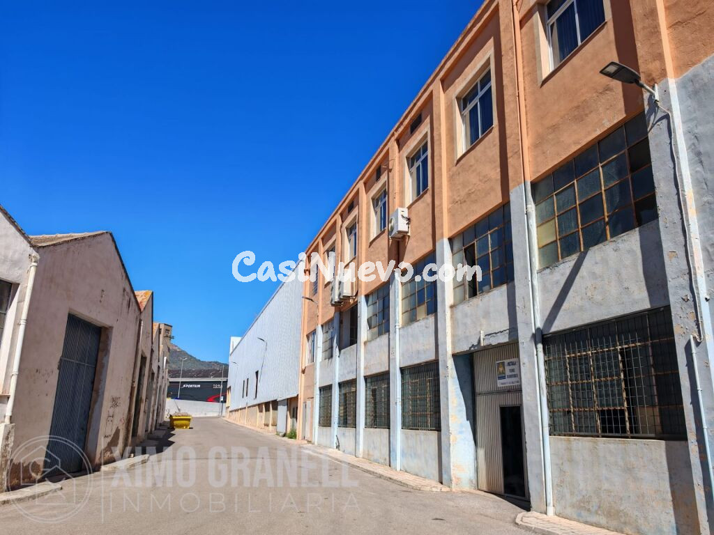 Local comercial en Alquiler en Vall D Uxo, La Castellón