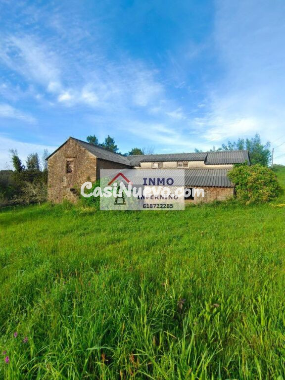 Casa-Chalet en Venta en Balocos La Coruña Ref: 437421