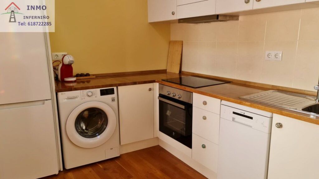Casa-Chalet de Obra Nueva en Alquiler en Ferrol La Coruña Re